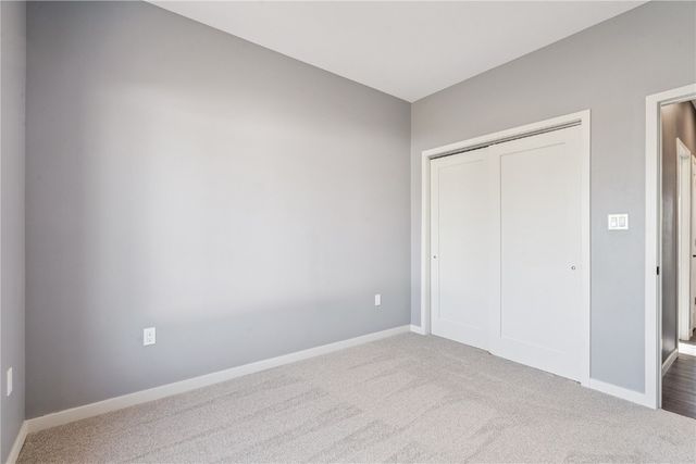 7113 Chenango Lane SW, Cedar Rapids, IA 52404