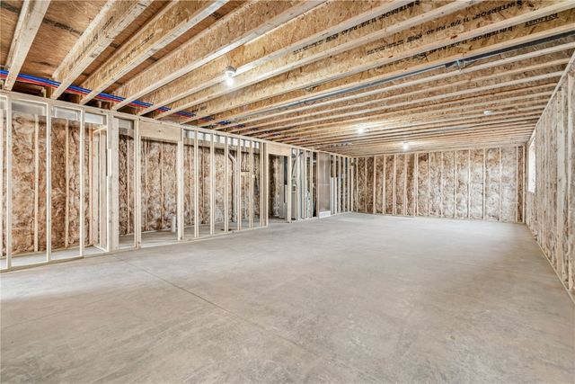 7113 Chenango Lane SW, Cedar Rapids, IA 52404