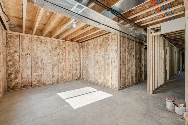 7113 Chenango Lane SW, Cedar Rapids, IA 52404