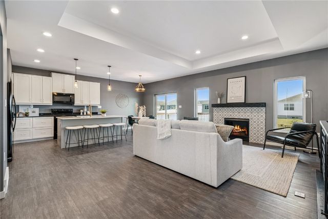 7113 Chenango Lane SW, Cedar Rapids, IA 52404