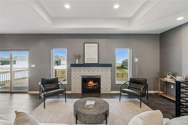 7113 Chenango Lane SW, Cedar Rapids, IA 52404