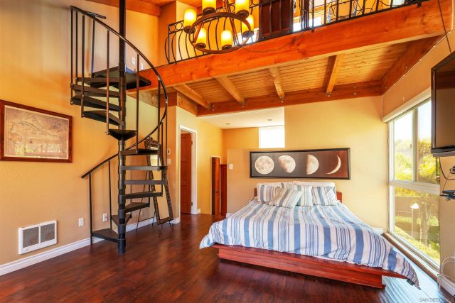 325 S Sierra 36, Solana Beach, CA 92075
