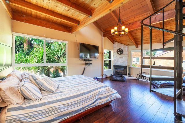 325 S Sierra 36, Solana Beach, CA 92075