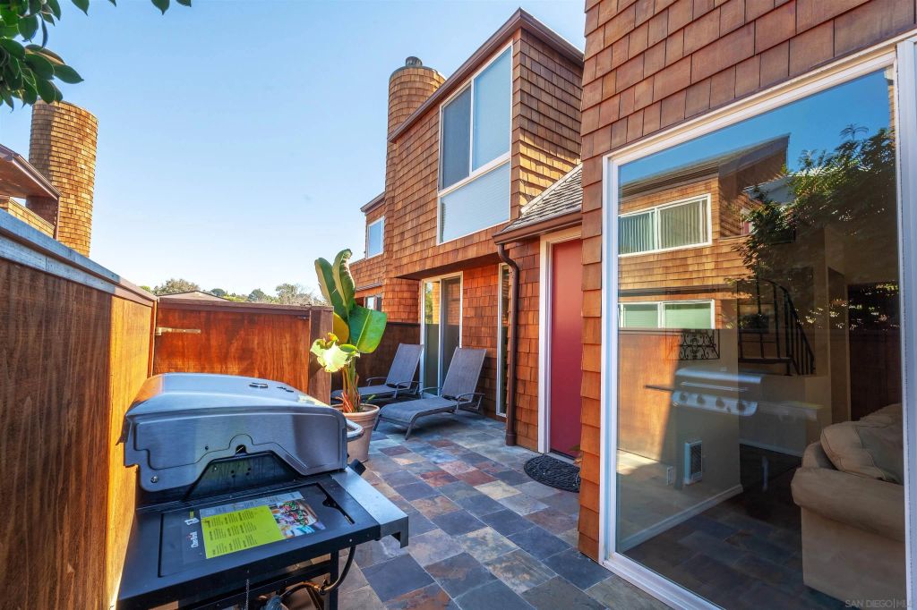 325 S Sierra 36, Solana Beach, CA 92075