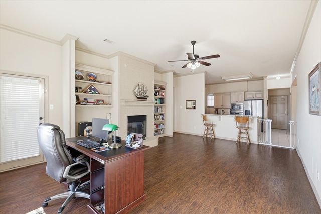 3318 Summergrove Drive, Arlington, TX 76001