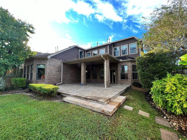 7007 Fall Creek Lane, Missouri City, TX 77459