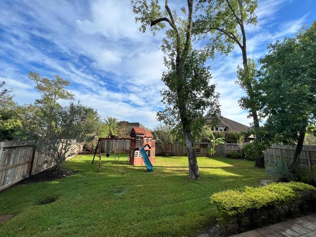 7007 Fall Creek Lane, Missouri City, TX 77459