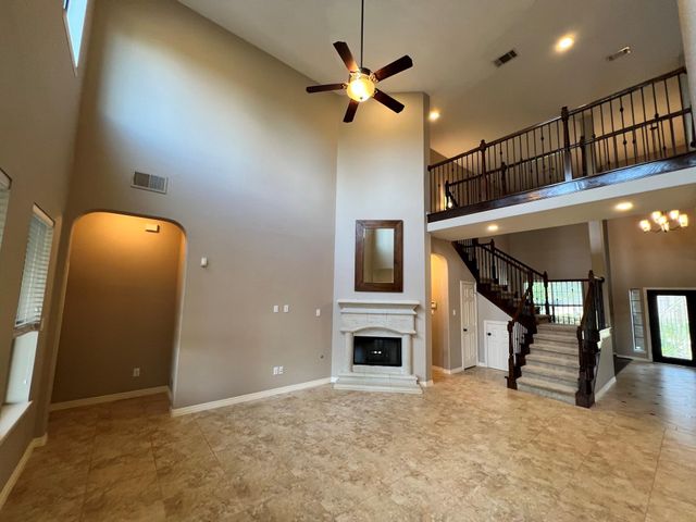 7007 Fall Creek Lane, Missouri City, TX 77459