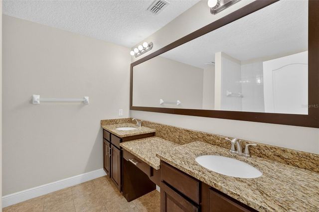 8087 BROOKSVILLE DRIVE, Davenport, FL 33896