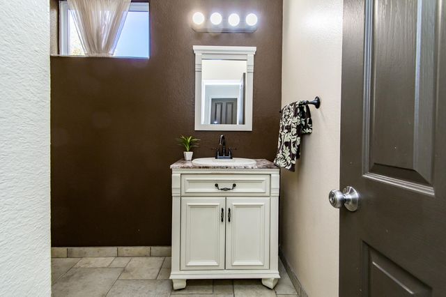 10472 CALLE ACANTA NW, Albuquerque, NM 87114