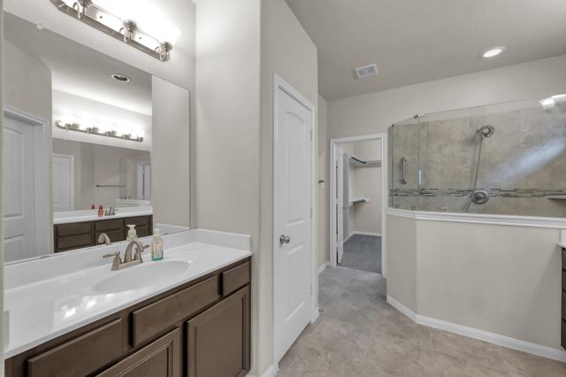 398 Rolling Hills Drive, Conroe, TX 77304