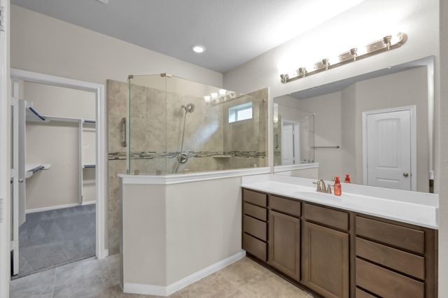 398 Rolling Hills Drive, Conroe, TX 77304