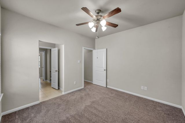 398 Rolling Hills Drive, Conroe, TX 77304