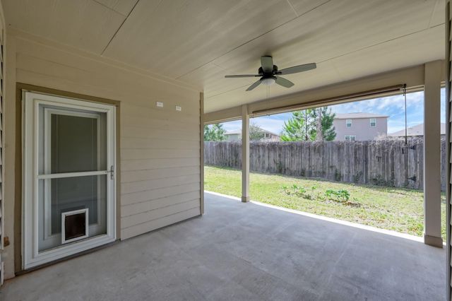 398 Rolling Hills Drive, Conroe, TX 77304