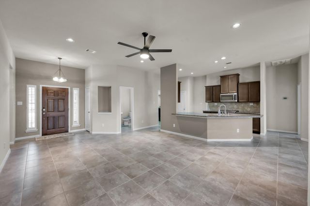 398 Rolling Hills Drive, Conroe, TX 77304