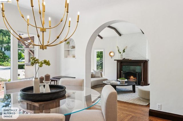 2615 La Cuesta Ave, Oakland, CA 94611