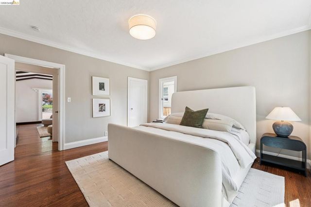 2615 La Cuesta Ave, Oakland, CA 94611