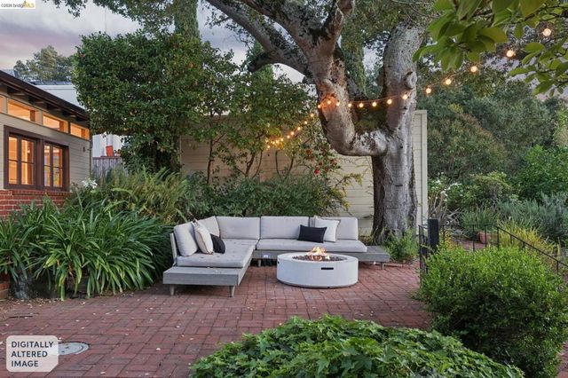 2615 La Cuesta Ave, Oakland, CA 94611