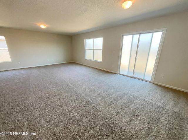 8951 MERSEYSIDE Avenue, Jacksonville, FL 32219