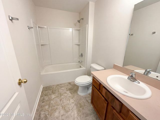 8951 MERSEYSIDE Avenue, Jacksonville, FL 32219