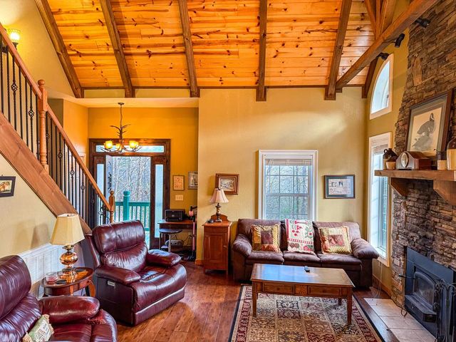 157 Frontier Drive, Hayesville, NC 28904
