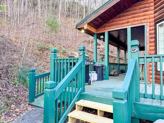 157 Frontier Drive, Hayesville, NC 28904