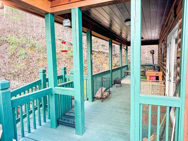 157 Frontier Drive, Hayesville, NC 28904