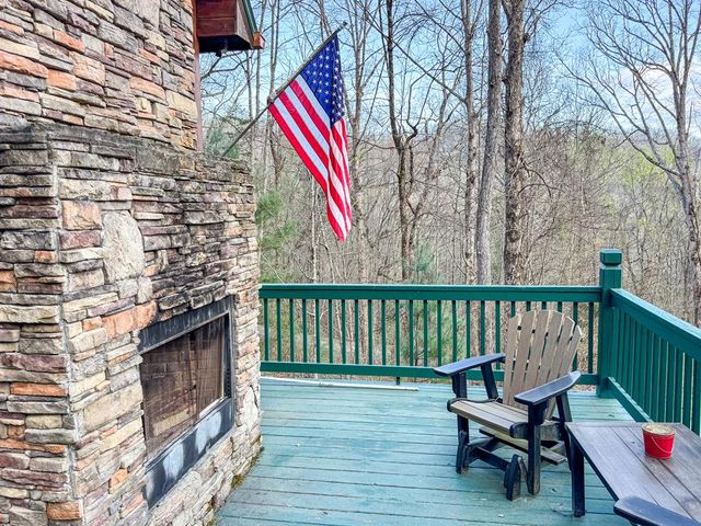 157 Frontier Drive, Hayesville, NC 28904