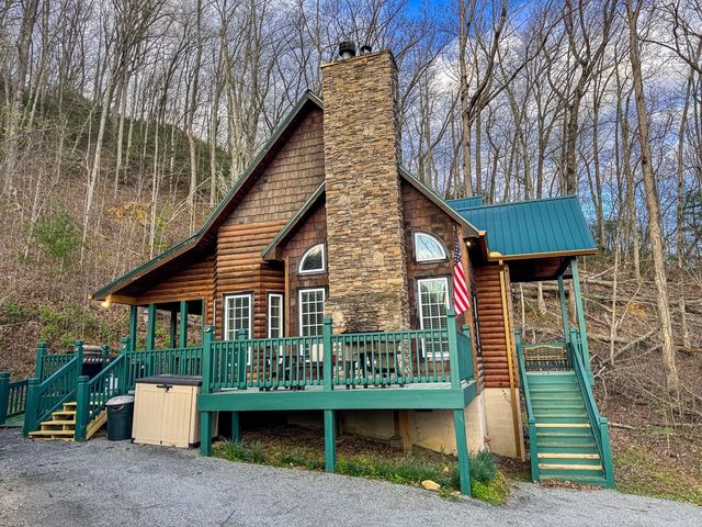 157 Frontier Drive, Hayesville, NC 28904
