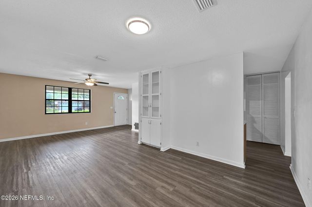 1187 PECAN Cove, Jacksonville, FL 32221