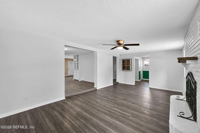 1187 PECAN Cove, Jacksonville, FL 32221