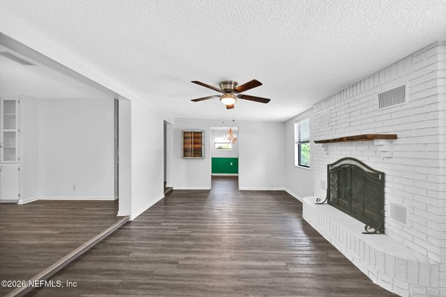 1187 PECAN Cove, Jacksonville, FL 32221