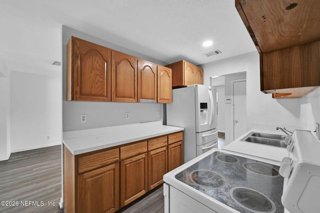 1187 PECAN Cove, Jacksonville, FL 32221