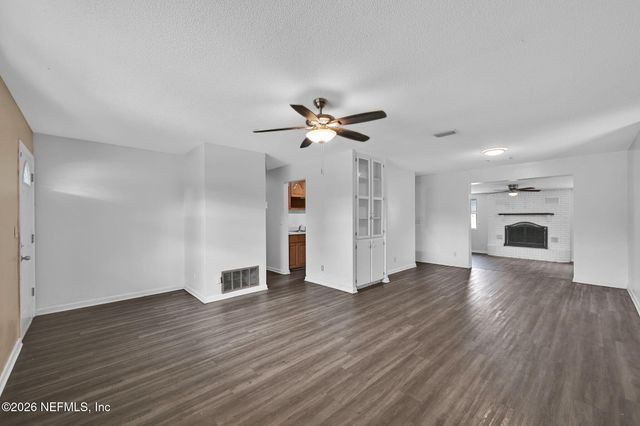 1187 PECAN Cove, Jacksonville, FL 32221