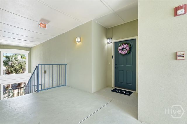 2837 Whitemarsh Way, Savannah, GA 31410