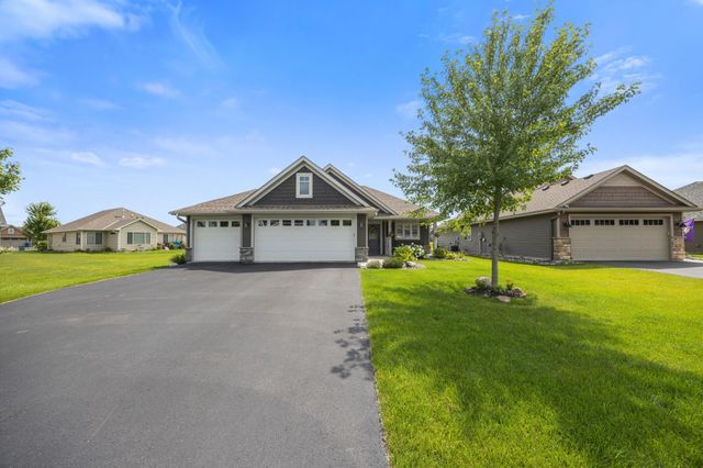 19799 Falk Avenue N, Forest Lake, MN 55025