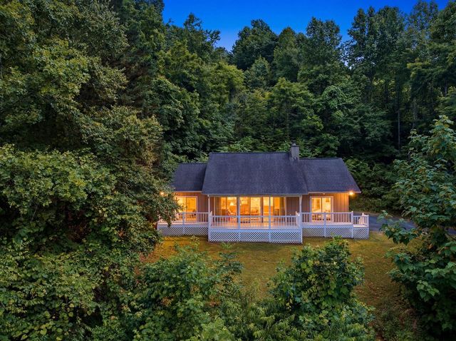 3160 Hiawassee Trace, Hiawassee, GA 30546