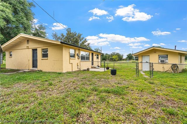 1690 N Tower Road, Avon Park, FL 33825