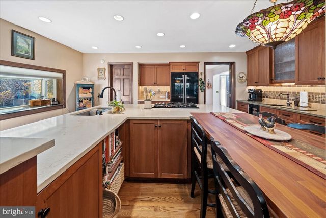 106 ORCHARD TER, Chadds Ford, PA 19317