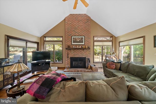 106 ORCHARD TER, Chadds Ford, PA 19317