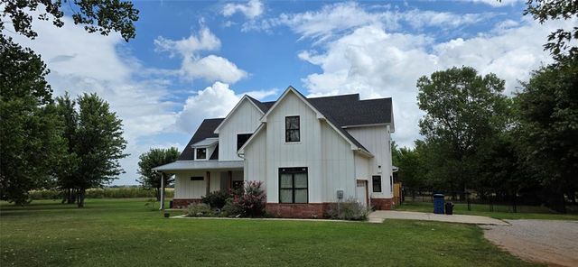 124 Kevin Lane, Tuttle, OK 73089