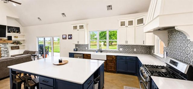 124 Kevin Lane, Tuttle, OK 73089