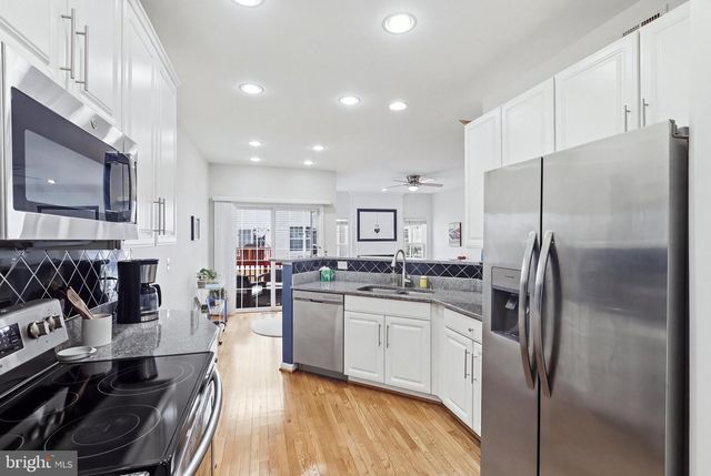 5408 CHEYENNE KNOLL PL, Alexandria, VA 22312