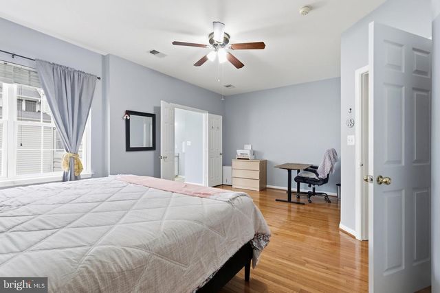 5408 CHEYENNE KNOLL PL, Alexandria, VA 22312
