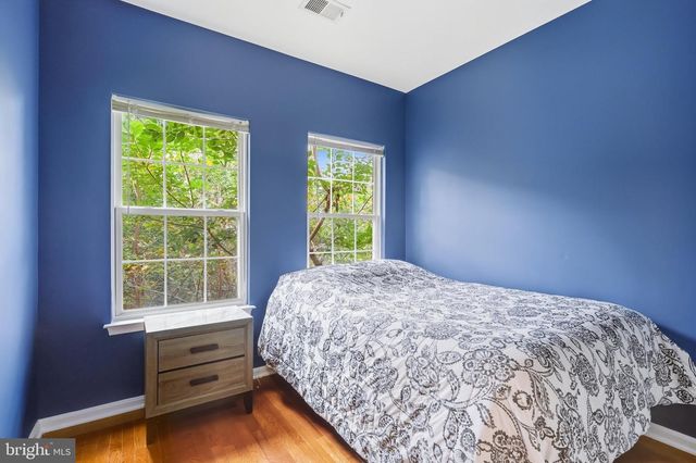 5408 CHEYENNE KNOLL PL, Alexandria, VA 22312