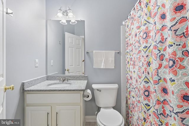 5408 CHEYENNE KNOLL PL, Alexandria, VA 22312