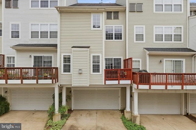 5408 CHEYENNE KNOLL PL, Alexandria, VA 22312