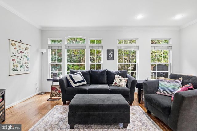 5408 CHEYENNE KNOLL PL, Alexandria, VA 22312