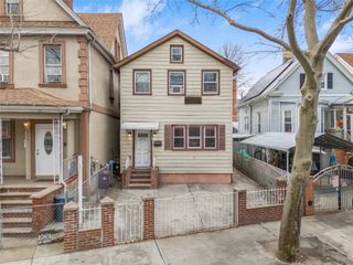 66-05 Laurel Hill Boulevard, Woodside, NY 11377