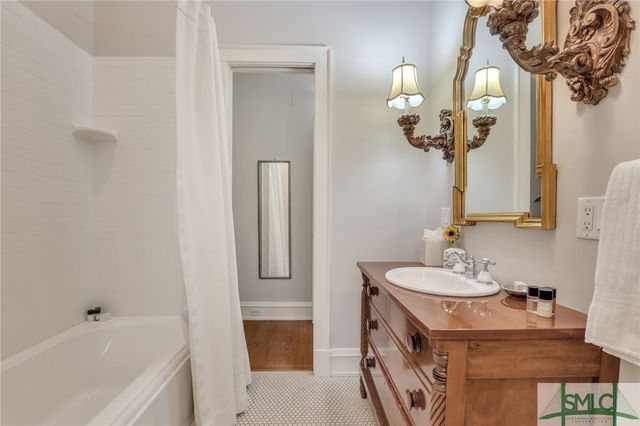 192 Myrtle Grove Lane, Richmond Hill, GA 31324